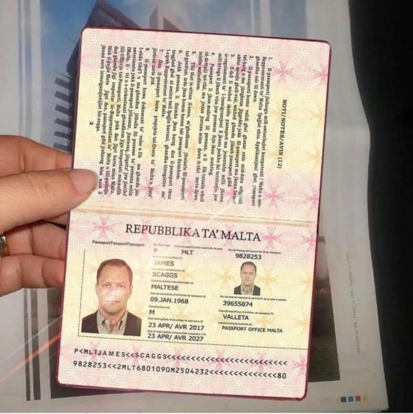HQ SELFIE WITH PASSPORT, DL OR SOME CREDIT CARD - ANY STATE