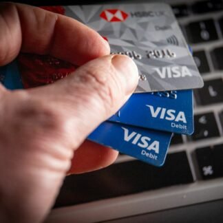 Live Credit/Debit Cards with Latest Verified Fullz.