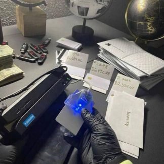 Clones cards ???? Available